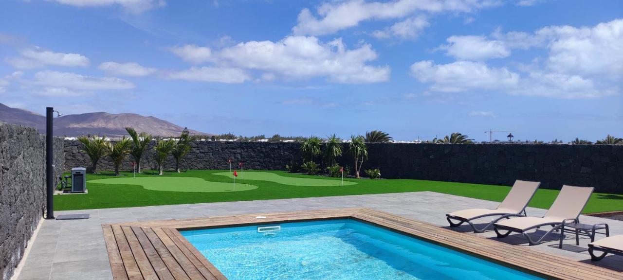 Villa Geneva - Relax Y Diversion Playa Blanca  Extérieur photo